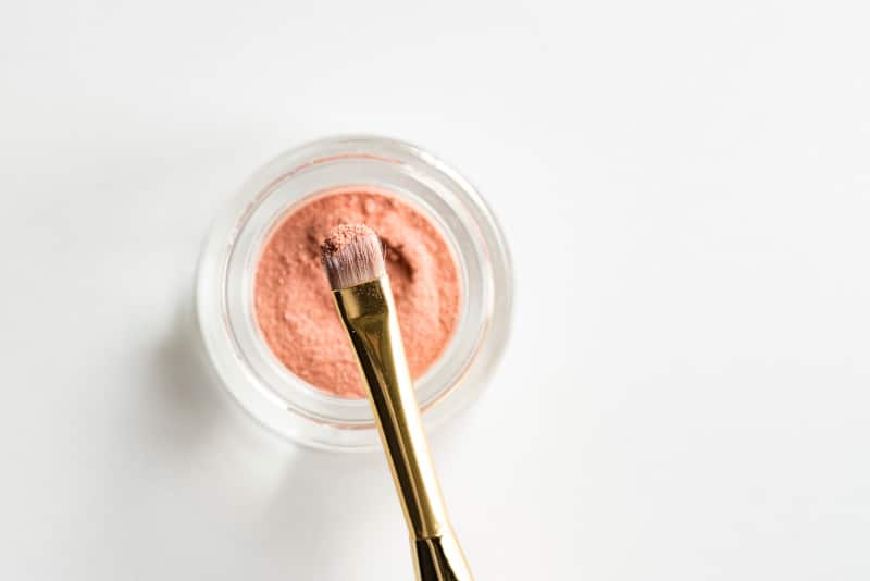 powder sustainable make up